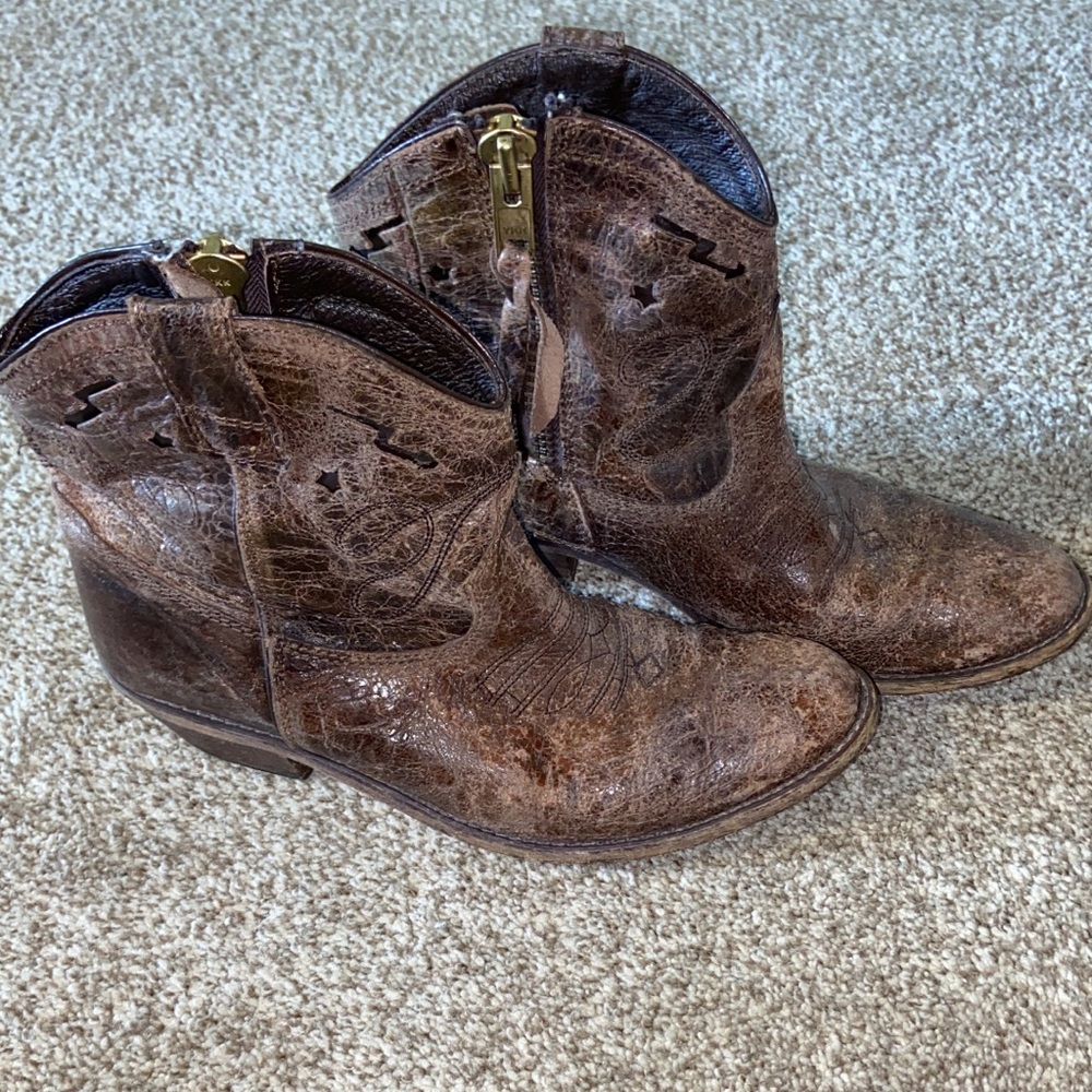 Steve Madden boots